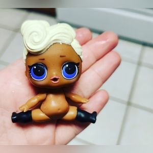 LOL Surprise Dolls Series 3 Confetti Pop Funky Q.T.